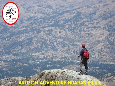 Vista panorámica de Huaraz desde la Laguna - Trekking Cordillera Blanca